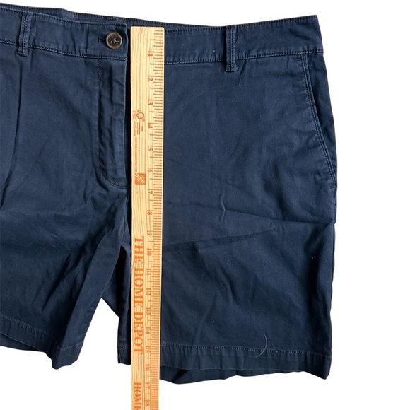 Talbots Women’s Weekend Shorts Navy Blue Size 12 Cotton Spandex Casual Chino - Picture 2 of 7